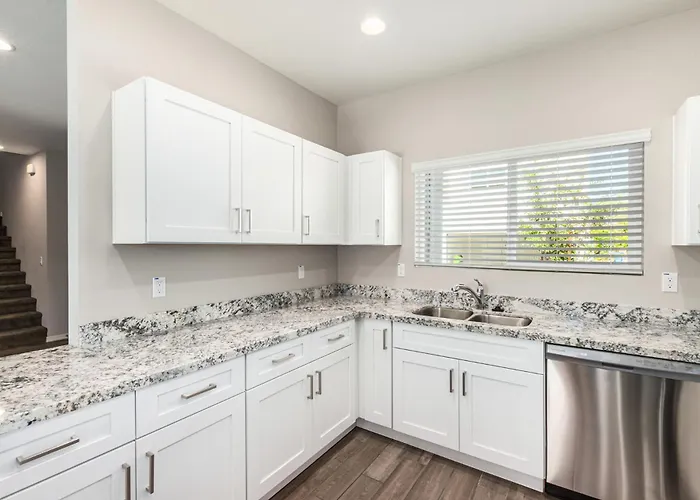 Tracy Holiday home Phoenix